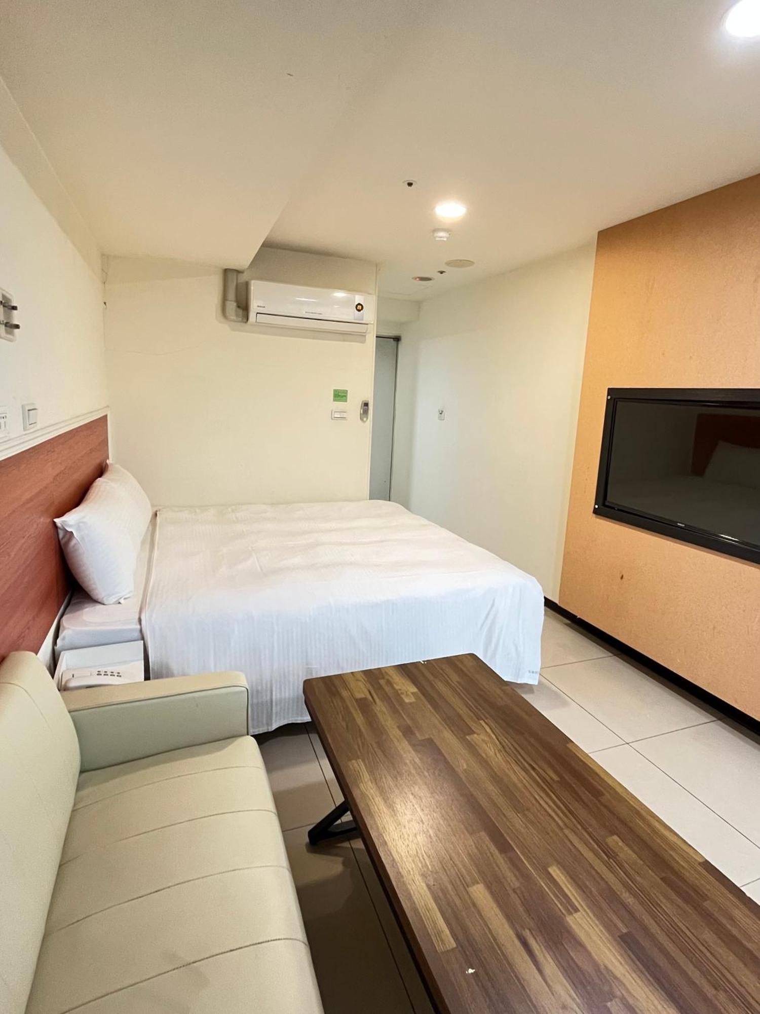 Yi Dian Yuan Hotel Zhongli Eksteriør billede