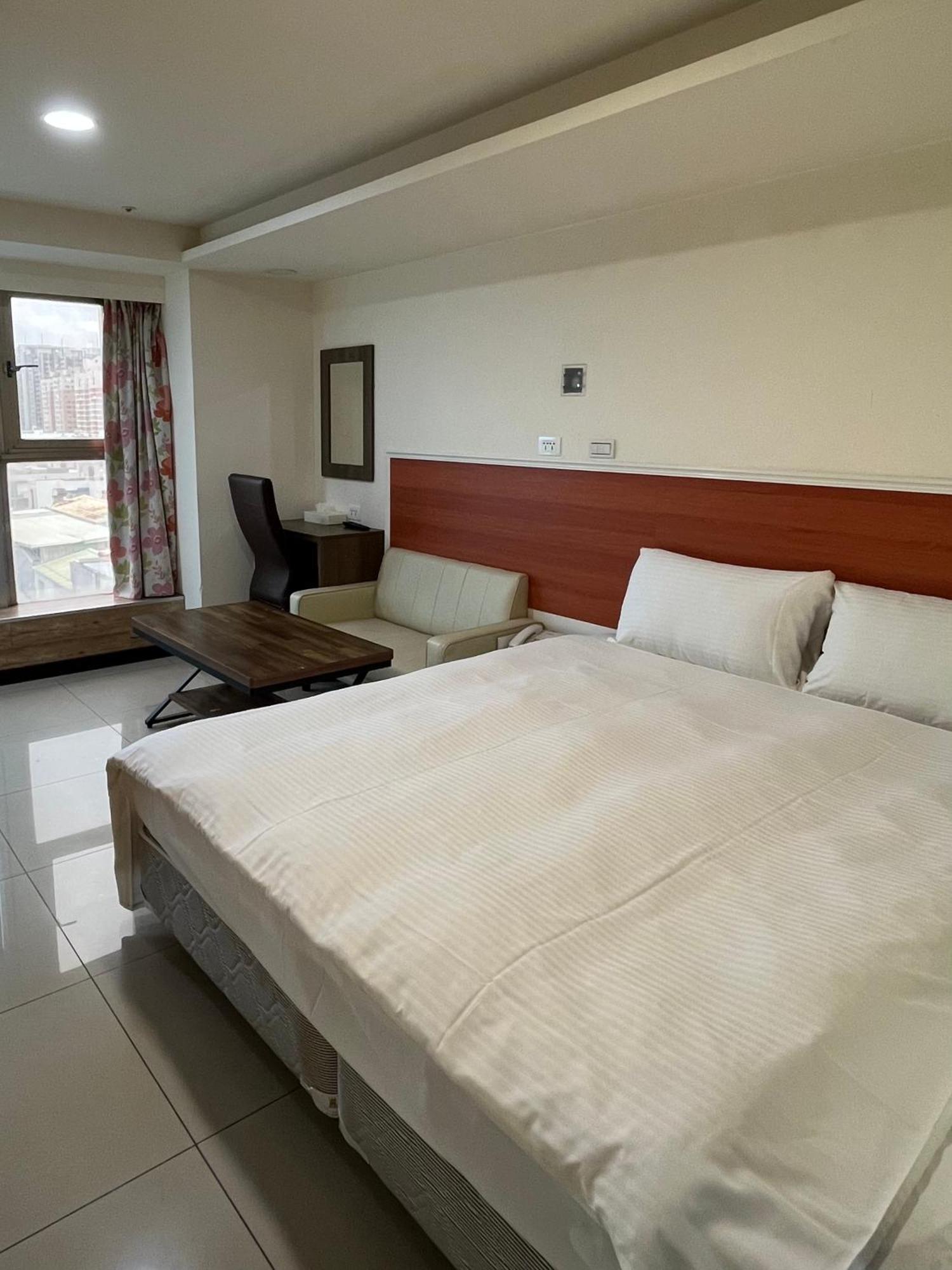 Yi Dian Yuan Hotel Zhongli Eksteriør billede